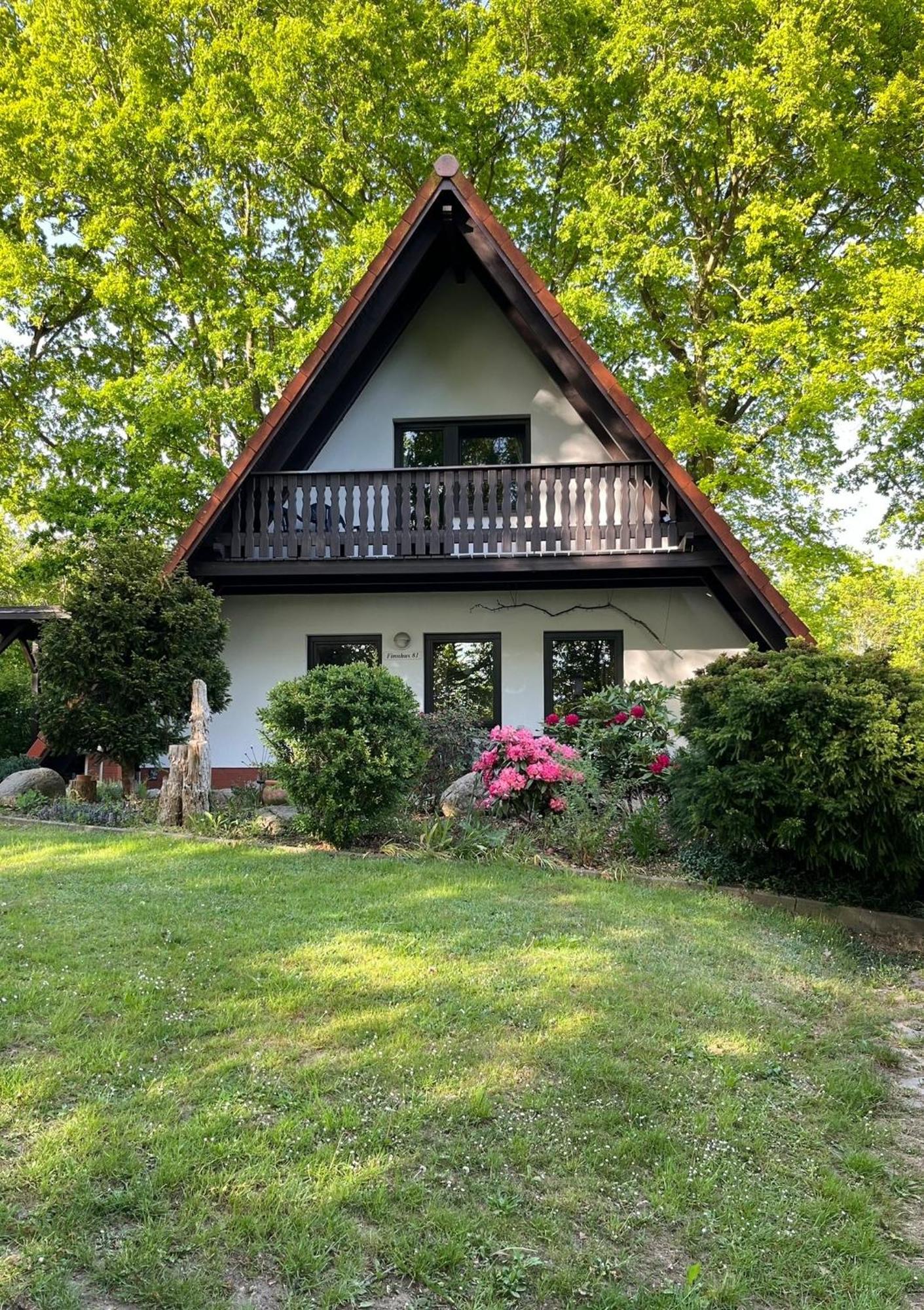 Finnhaeuser Am Vogelpark - Haus Hanni Marlow Exterior photo